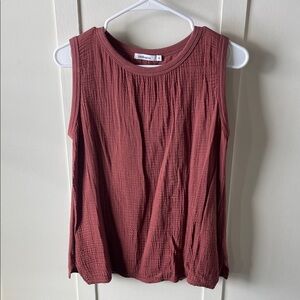 RedhauteSleeveless Tank Top